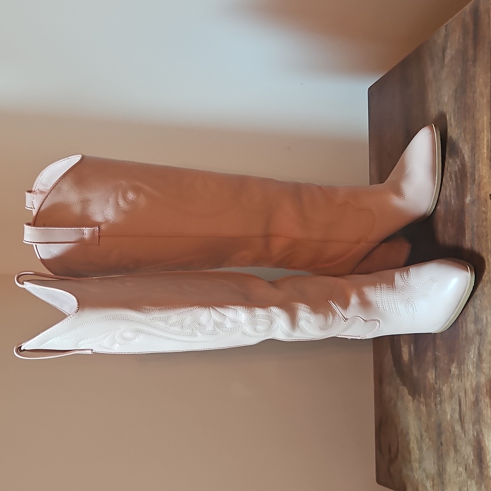 Steve Madden Baby Pink Heeled Cowboy Boots - Picture 3 of 12